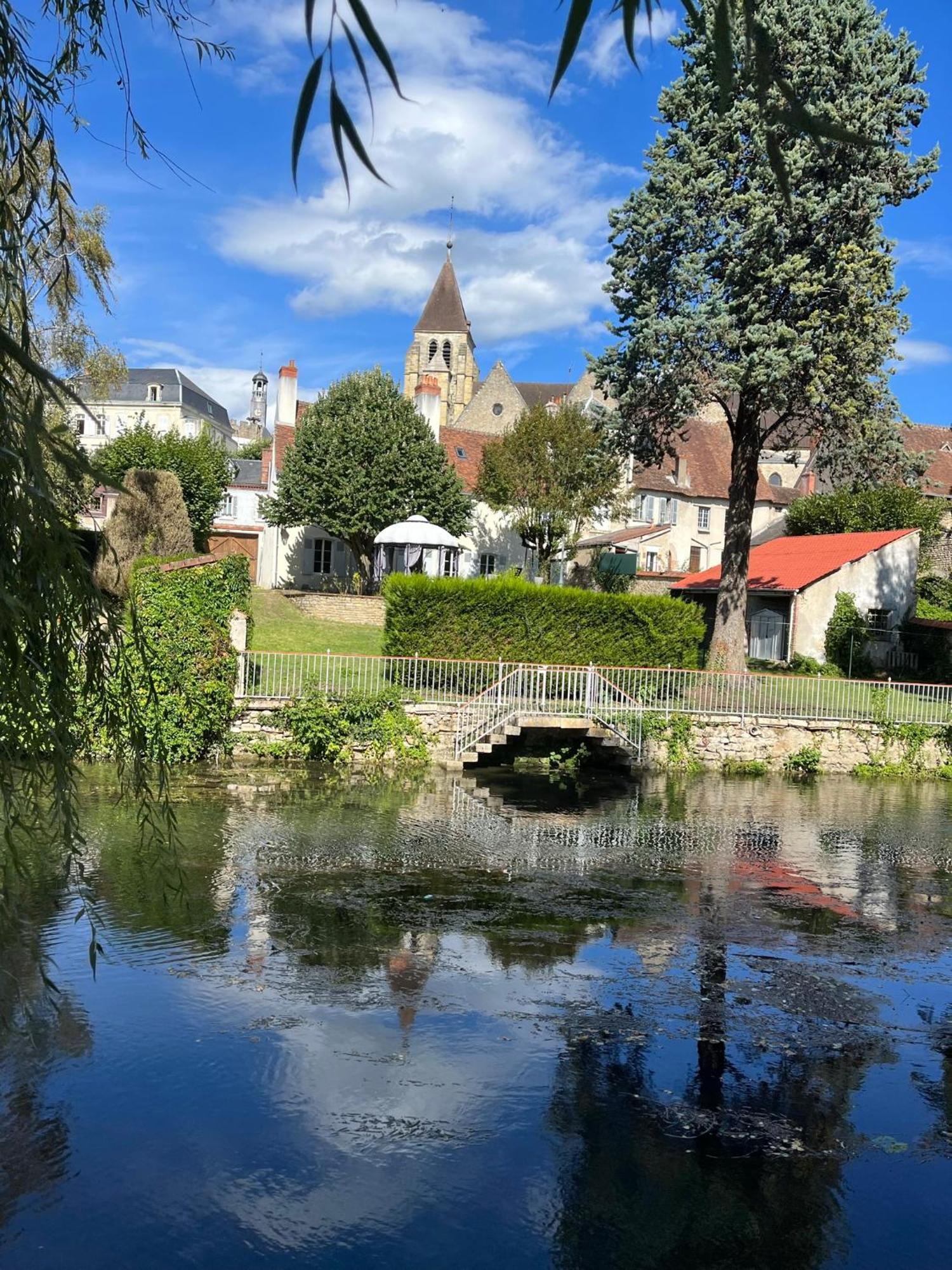 Studio Tropical , Vierzon , Proche Gare , Tout Confort Exterior photo